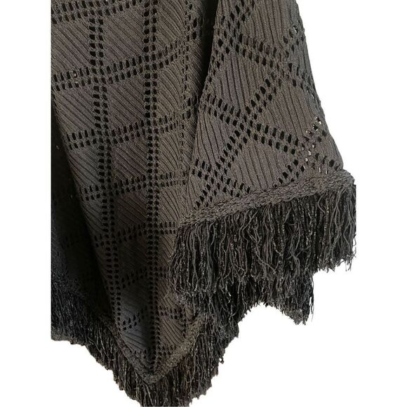 St. John Collection Women Black Ladder Lace Cut-Out Fringe Poncho Sweater Large - Picture 3 of 14